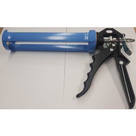 Kinyomópisztoly erősített