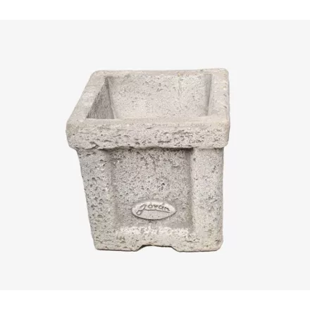 Beton Jován Római 23 kocka